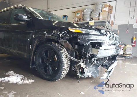 2016 Jeep Cherokee Altitude из США, поврежденный, VIN 1C4PJMCS6GW203451